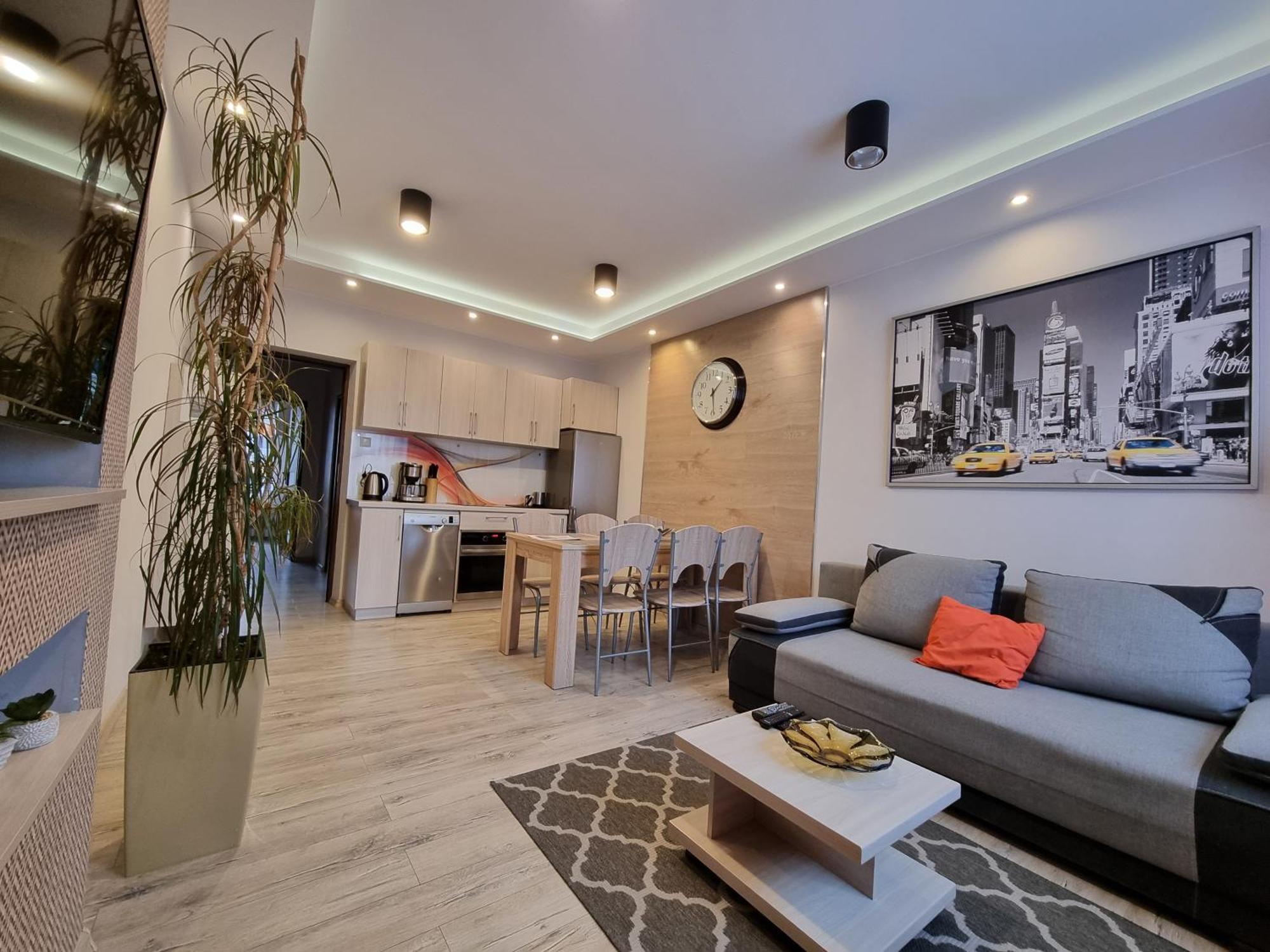 Apartment Q Apart Zachodnia - Trzy Pokoje, Manufaktura, Parking, Fv